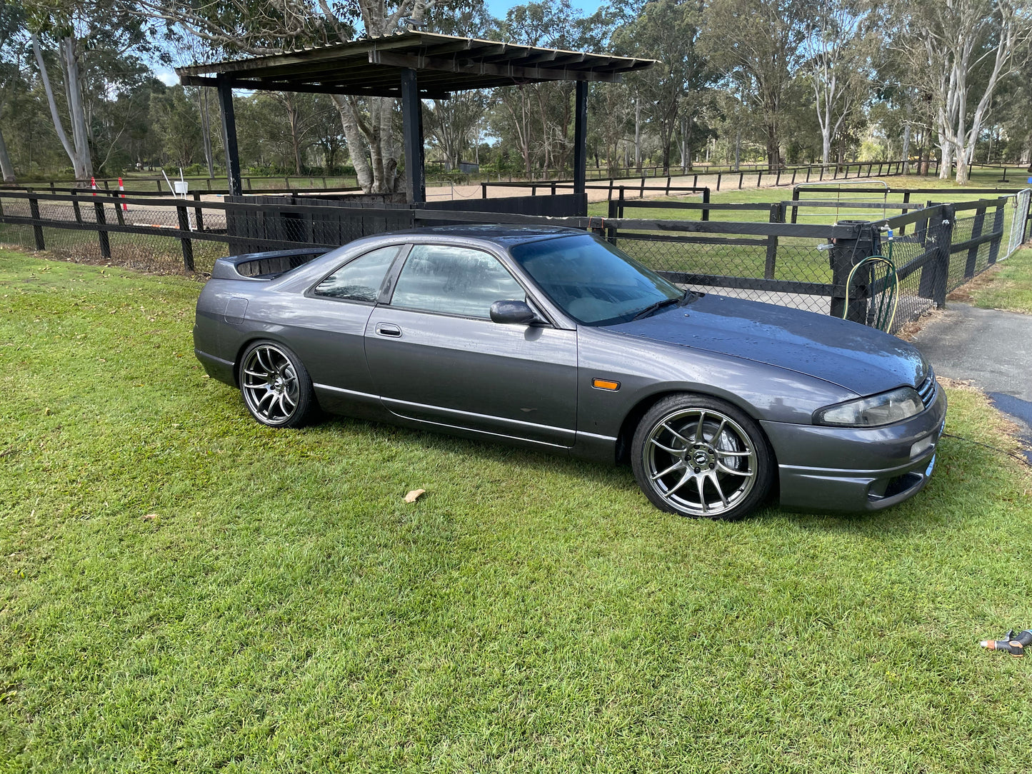 DORI NI - Nissan Skyline R33