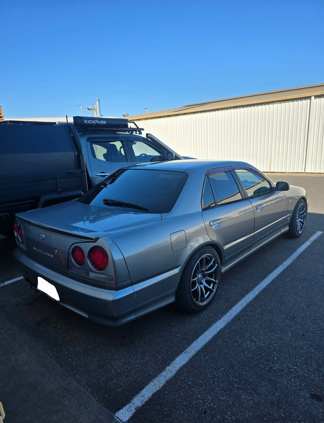 DORI NI on Nissan Skyline R34 4 Door