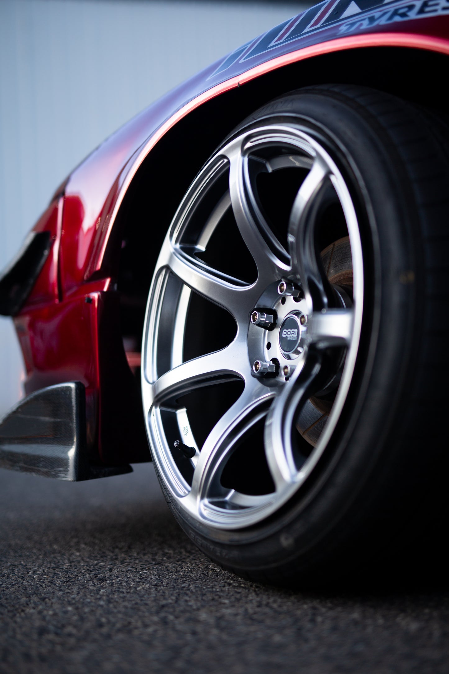 DORI NANA on Nissan Sonvia (Hyper Black)